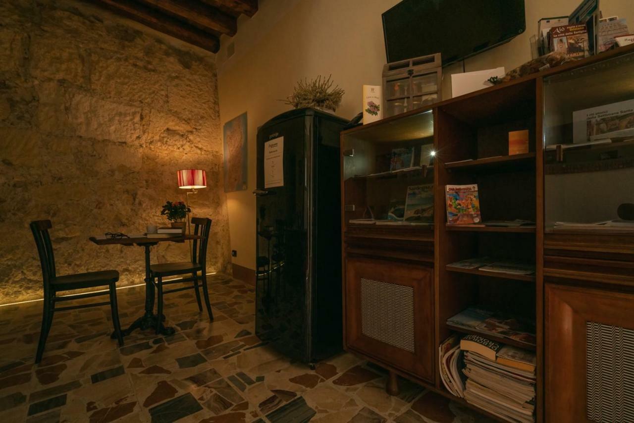 Cappuccine Guesthouse 칼리아리 외부 사진